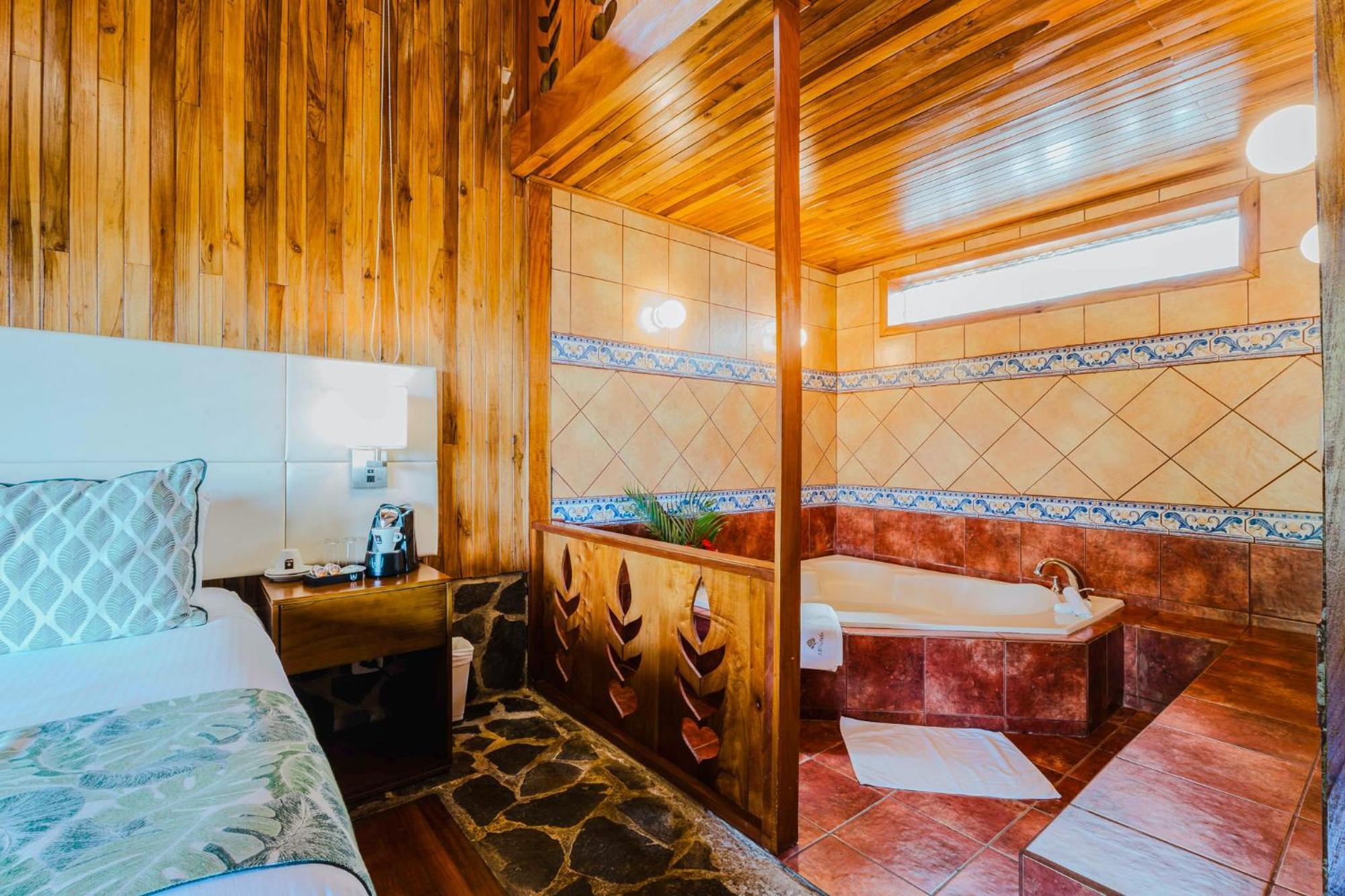 Hotel Heliconia - Monteverde 外观 照片